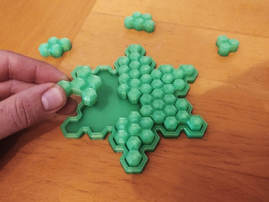 tesslating hexagon snowflake puzzle by markus toys & games puzzles tesslation 3d print model - Mito3D