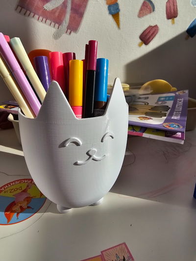 chat crayon titulaire soutien bureau organisateur fleur pot by anonim1133 ménage bureau boîte stylo outil porte plume accessoires accessoire organisation 3d print model - Mito3D