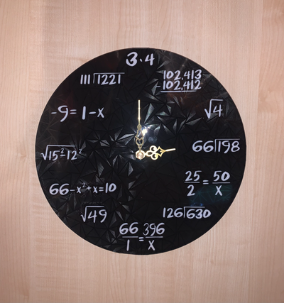 matemáticas reloj by gare sb casa modelos reloj 3d print model - Mito3D