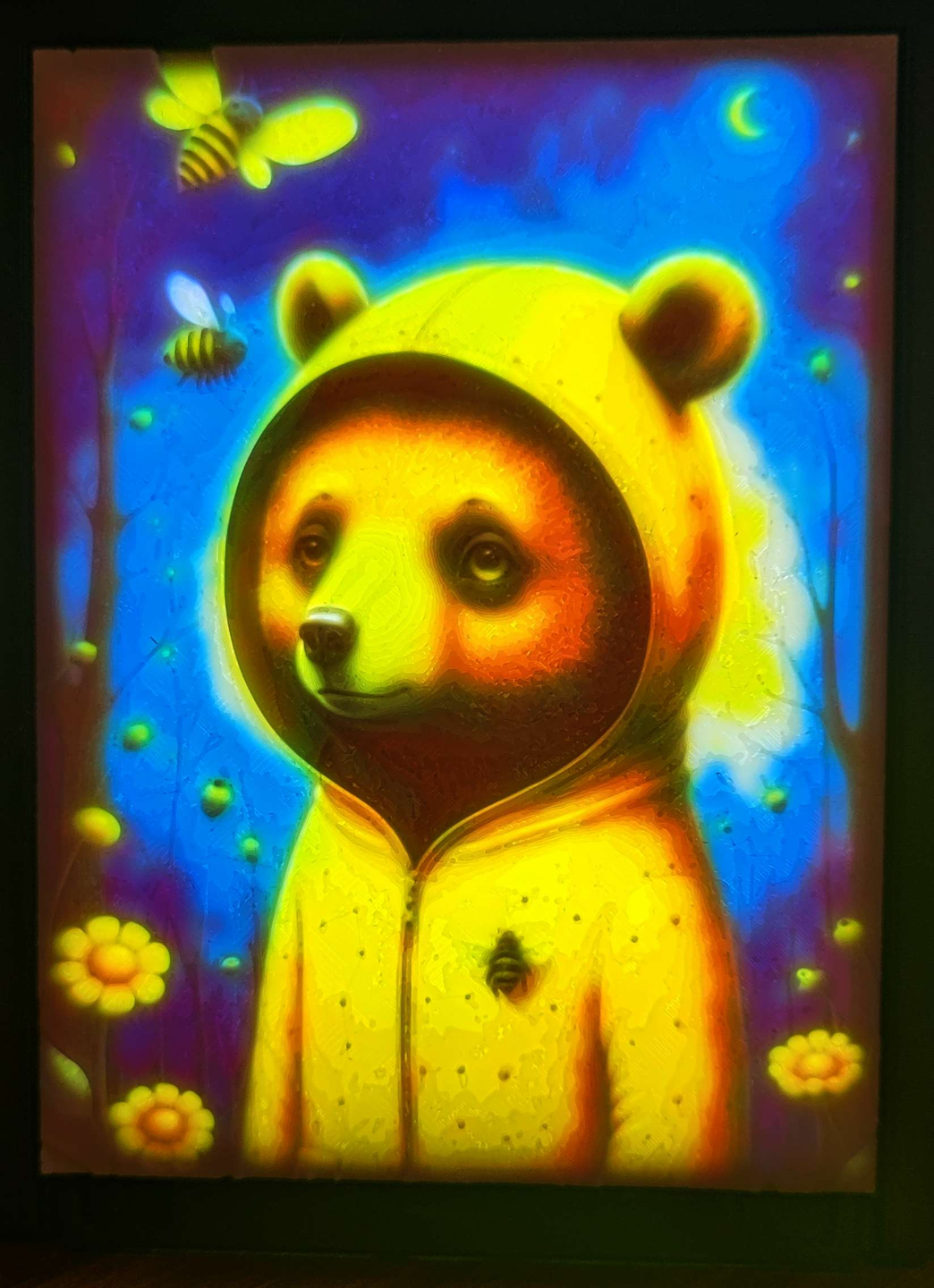 lithophane bear of bees artwork 2024 by statusd112 generative 3d model hueforge & happy hooded surrealism cute art box template bundle display case litho lithobox 3D print model - Mito3D