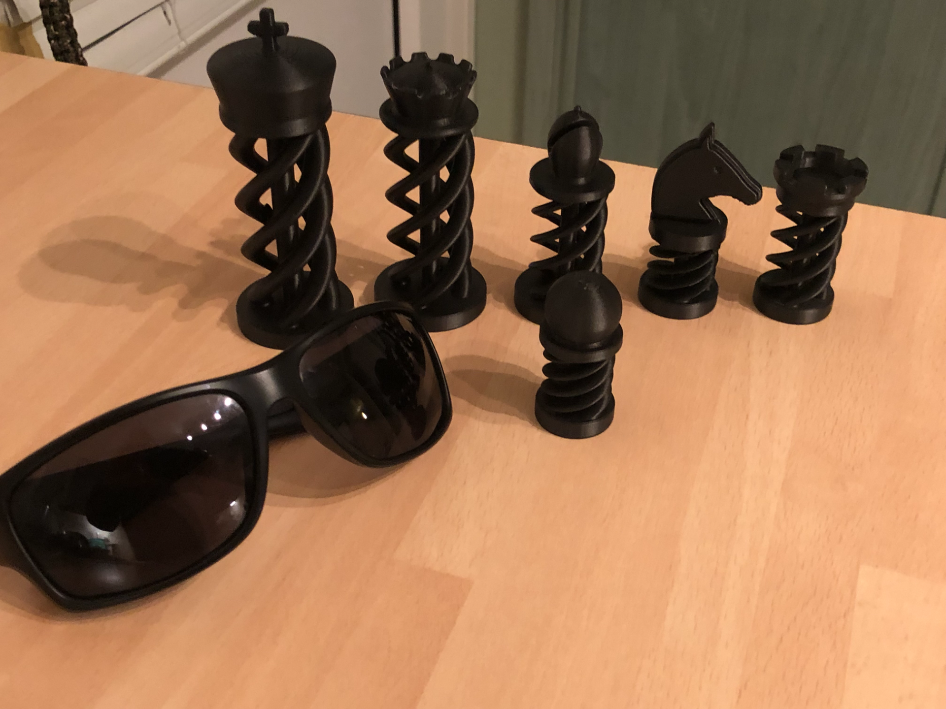 schach einstellen twist by kevr102 spielzeuge spiele tafel stücke spiel 3D print model - Mito3D