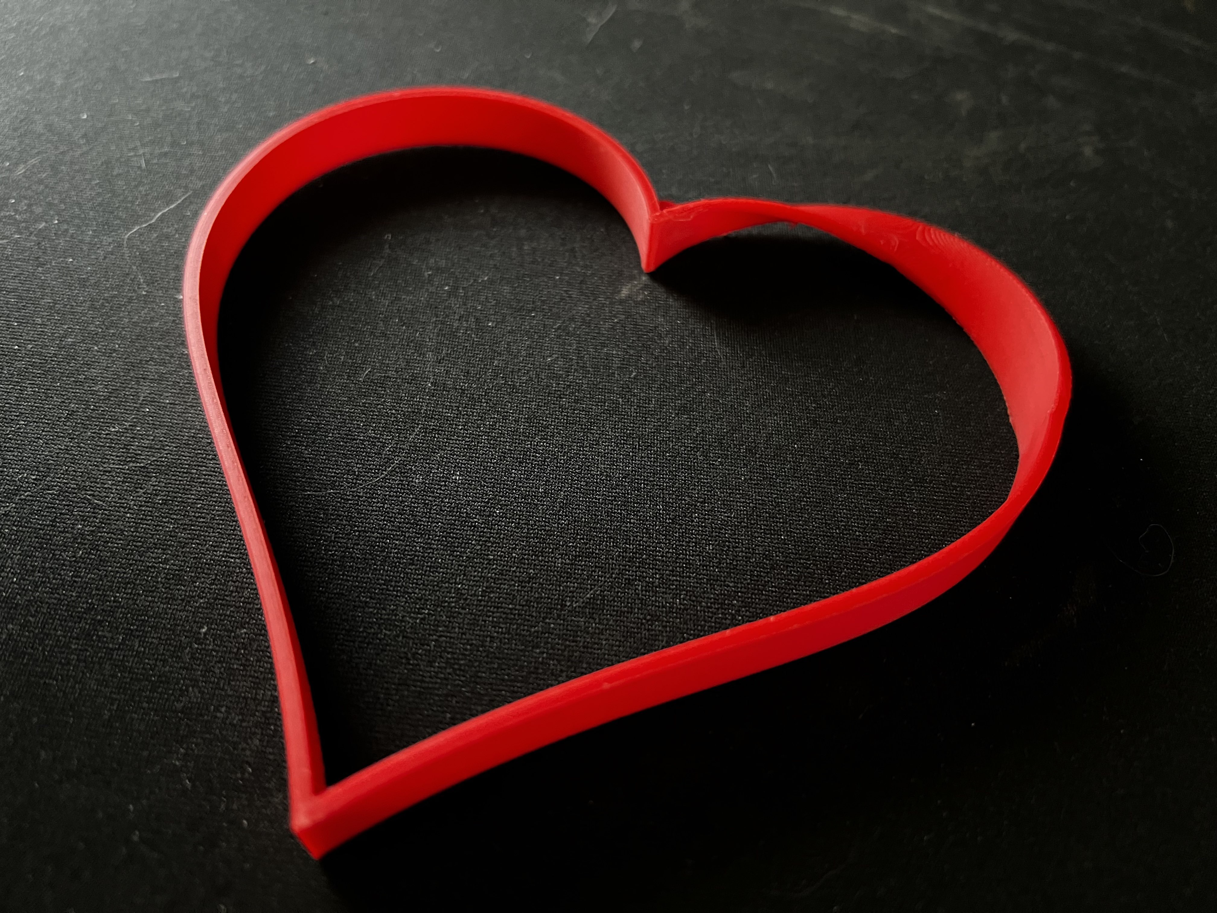 mobius streifen band herz by nautilus kunst modelle geschenk valentinstag möbiusband valentinesday2024 3D print model - Mito3D