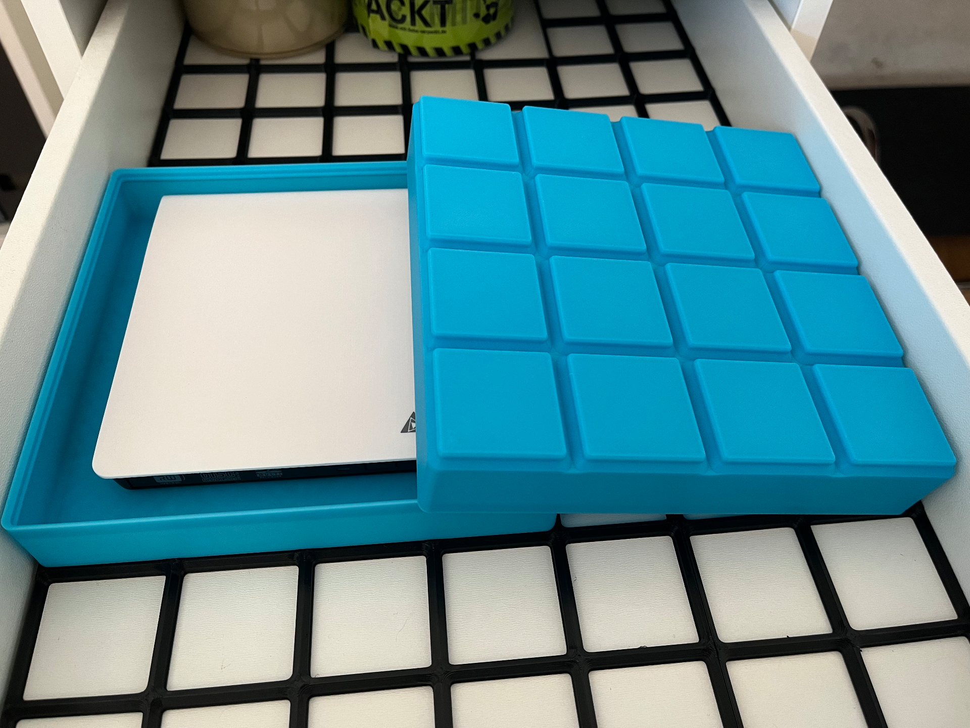 drawer organizer larger items - gridfinity schubladenbox f r gro e gegenst nde remixed by wolper tools organizers gridfinitybin ikeaalex 3D print model - Mito3D