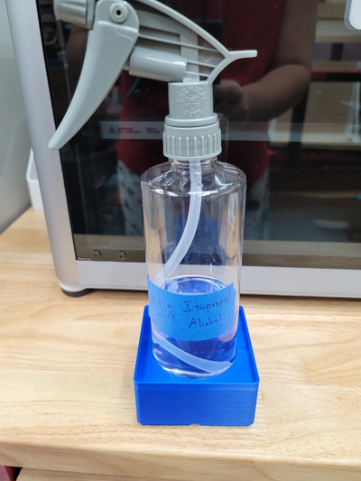 gridfinity spray garrafa suporte 64mm remixado by txgnrnr 3d impressora acessórios químico rapazes 3d print model - Mito3D
