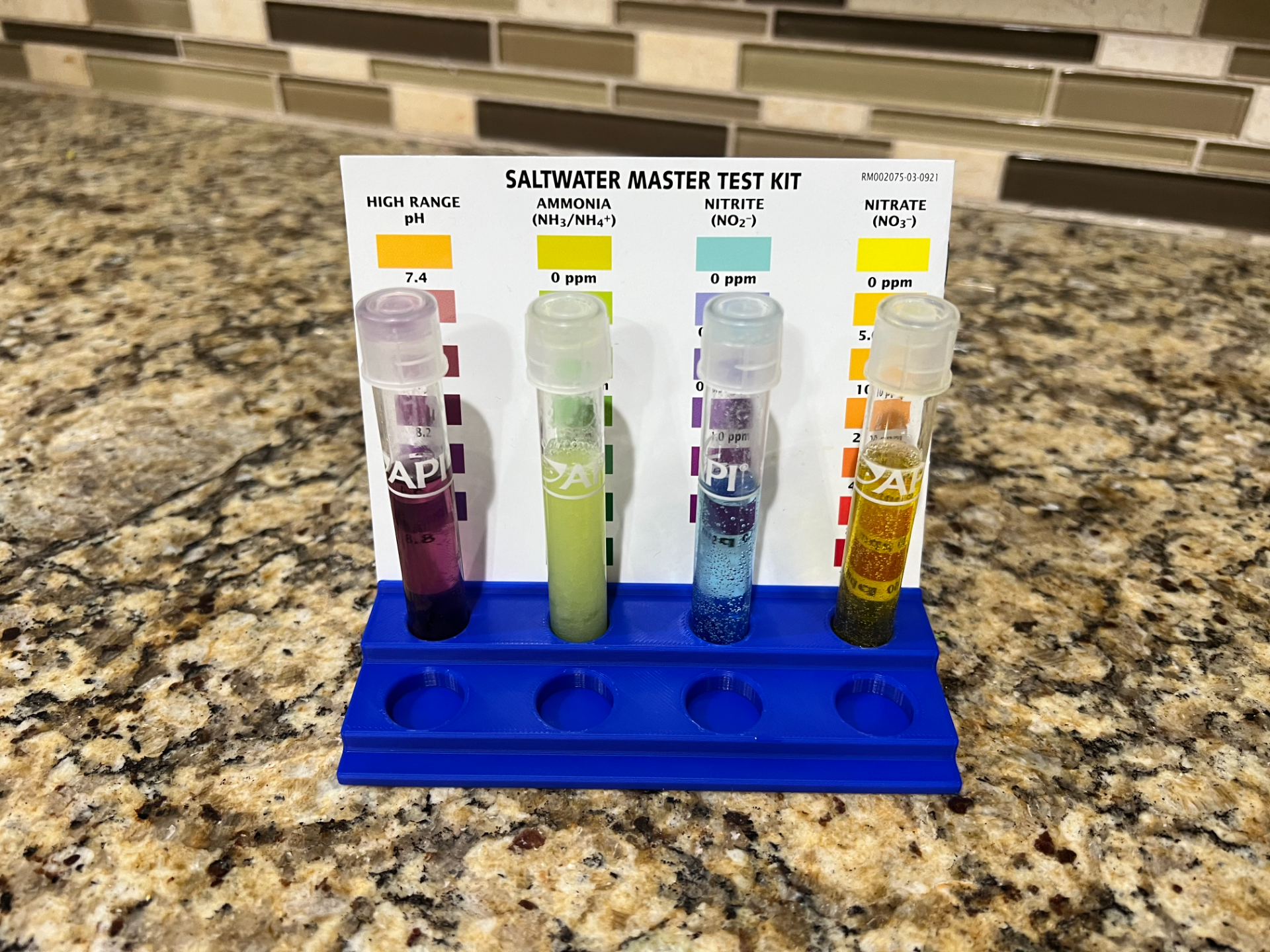 aquarium test tube stand by mkcamc education models accessories testing water holder functional saltwater saltwateraquarium freshwater science chemistry classroom laboratory tool accessory easy print no supports support free 3D print model - Mito3D