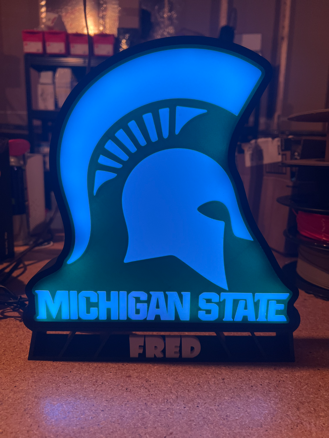 michigan spartani verde casco guidato luce scatola cartello by mettersi in gioco arte segni loghi msu calcio pallacanestro sparty 3D print model - Mito3D