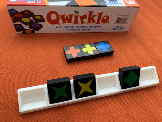 luxe qwirkle titulaire soutien by swelite jouets jeux jeu 3d print model - Mito3D