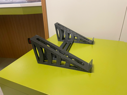 universal magnetic laptop stand by matteo montali household office accessories 3d print model - Mito3D