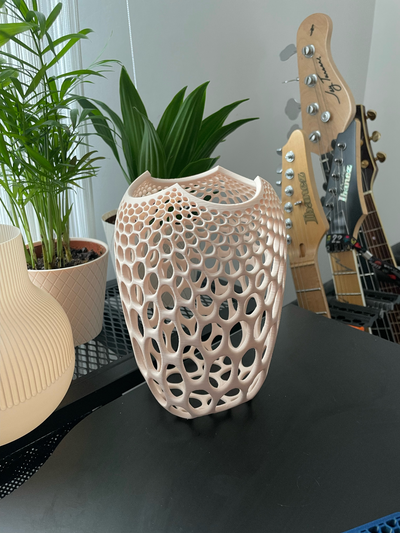 voronoi heykel by üst prototip sanat heykeller dekore edilmiş dekoratif ev iç modern organik akış şekil yüzey delik hücre hücreler doğa 3d print model - Mito3D