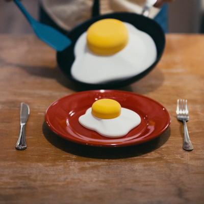 egg stashly by josh 3d domestico arredamento uovo uova scorta contenitore colazione vaso nascosto portatile non mangiarlo novità scatola coperchio capriccioso shaped inspired strambo 3d print model - Mito3D