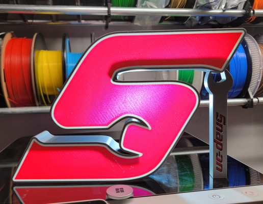 snap-on logo lightbox shelf or wall by joshuamakes household decor usb led light box snapon snap on wrench toolbox tool garage auto cars car mechanic tools 3d print model - Mito3D