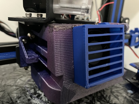 gigante 5015 satsana ventilador duto ender 3 e3d dragão mosquito hotend remixado by dr wombatson 3d impressora acessórios crialidade adaptador fanduto e3dhotend e3dv6 ender3 crealitycr10 crealityender3 ender3pro mosquiteiro crealityender3pro ender3v2 crealityender3v2 dragonhotend 3d print model - Mito3D