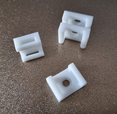 simple cable clip fastener by toys stuff hobby & diy 3d print model - Mito3D