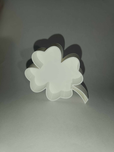 trèfle four leaf biscuit coupeur by main outils cuisinier cuisine bonbons gingembre feuille fleur 3d print model - Mito3D