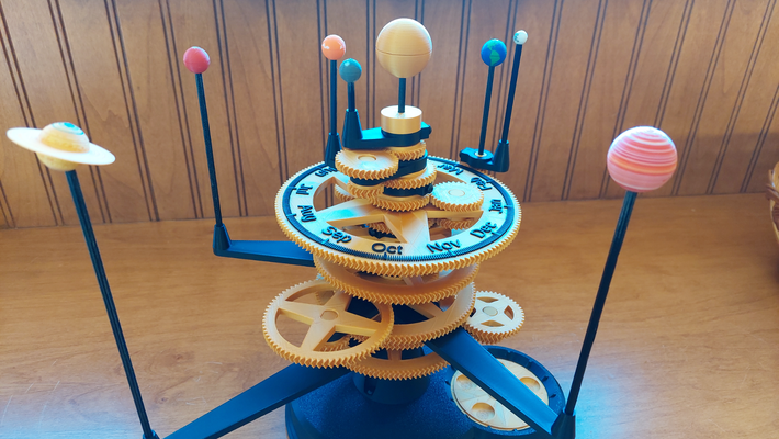 meccanico planetario remixato by panthor formazione scolastica fisica astronomia pianeti terra mercurio marte venere giove saturno calendario luna 3d print model - Mito3D