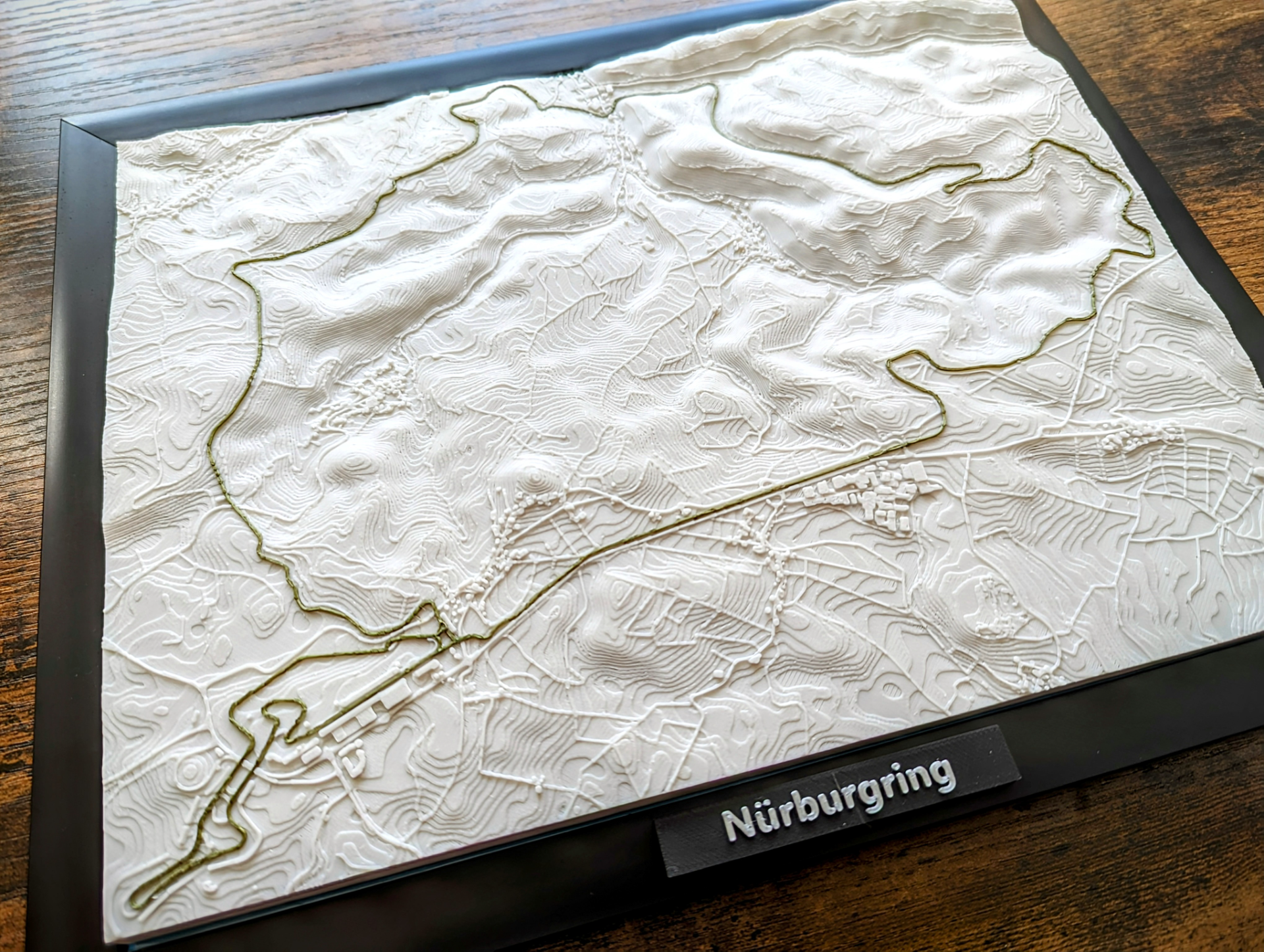 bucle norte nurburgring 3d mini grande by jarvijar arte esculturas n rburgring f1 deportes motor automovilismo pista alemania miniatura montaña colinas paisaje topo topografía mapa europa europeo grandioso prix 24h 24hours carrera resistencia histórico geografía terreno ciudad nurburg alemán 3D print model - Mito3D