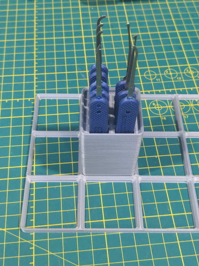 gridfinity 1x1 lockpick block by heaphopper tools organizers gridfinitybin lockpicking petersonlockpicks sparrowslockpick 3d print model - Mito3D