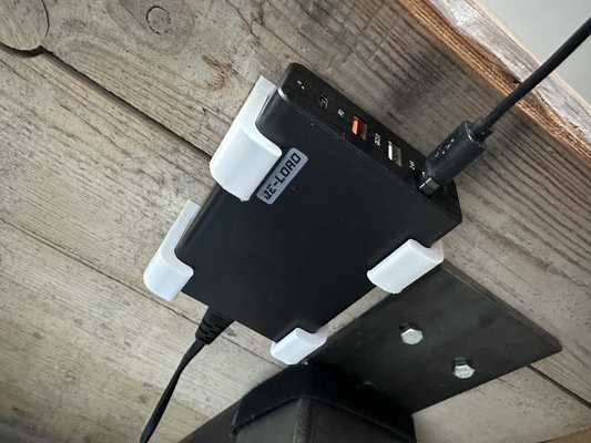 re load chargeur bureau monter by bas van der équipe outils gadgets action support recharger 3d print model - Mito3D