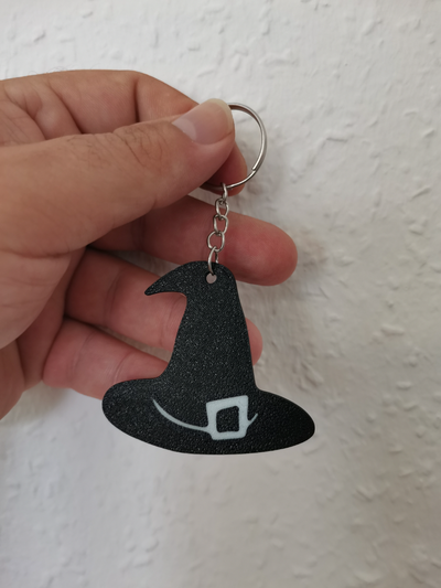 halloween keychain by bt3d printing art coin & badges hat spooky jack-o'-lantern jackolantern 3d print model - Mito3D