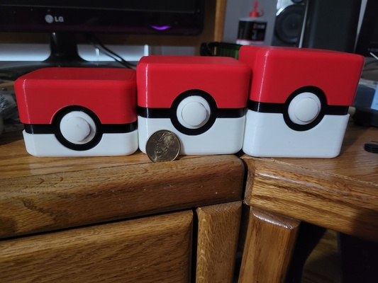 pokebox sd carte cas gaine v2 minimaliste by how2texan jouets jeux extérieur titulaire soutien pokémon pokeball sd sdcardholder chose universelle 3d print model - Mito3D