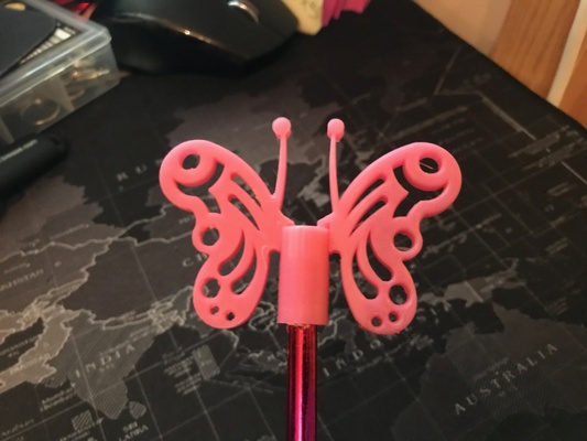 papillon crayon topper by brithawkes ménage bureau gamins cadeau amusement école easytoprint rapide 3d print model - Mito3D