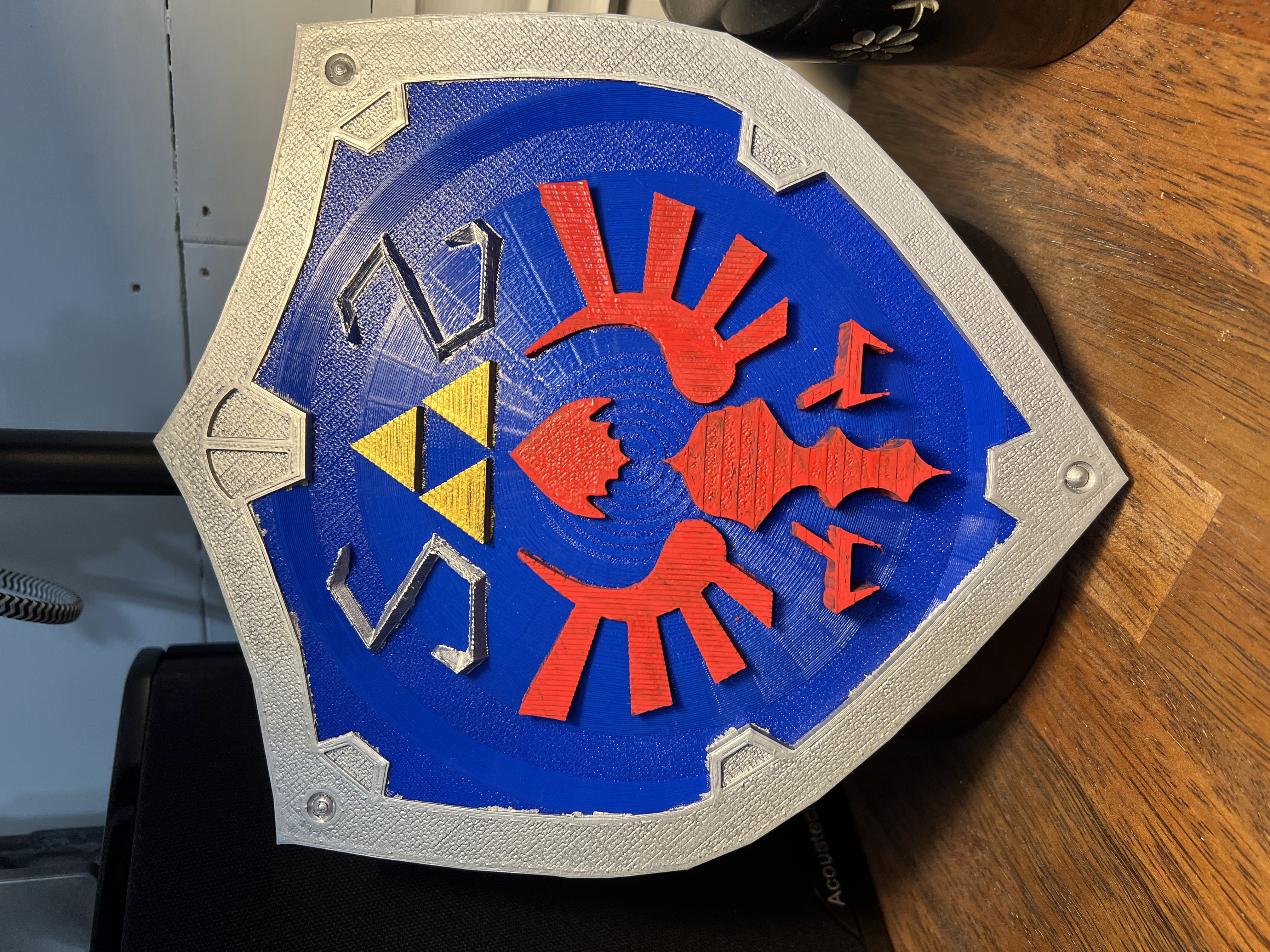 hylian bouclier by accessoires cosplays réplique arme cosplay soutenir zelda lien légende of hylien 3D print model - Mito3D