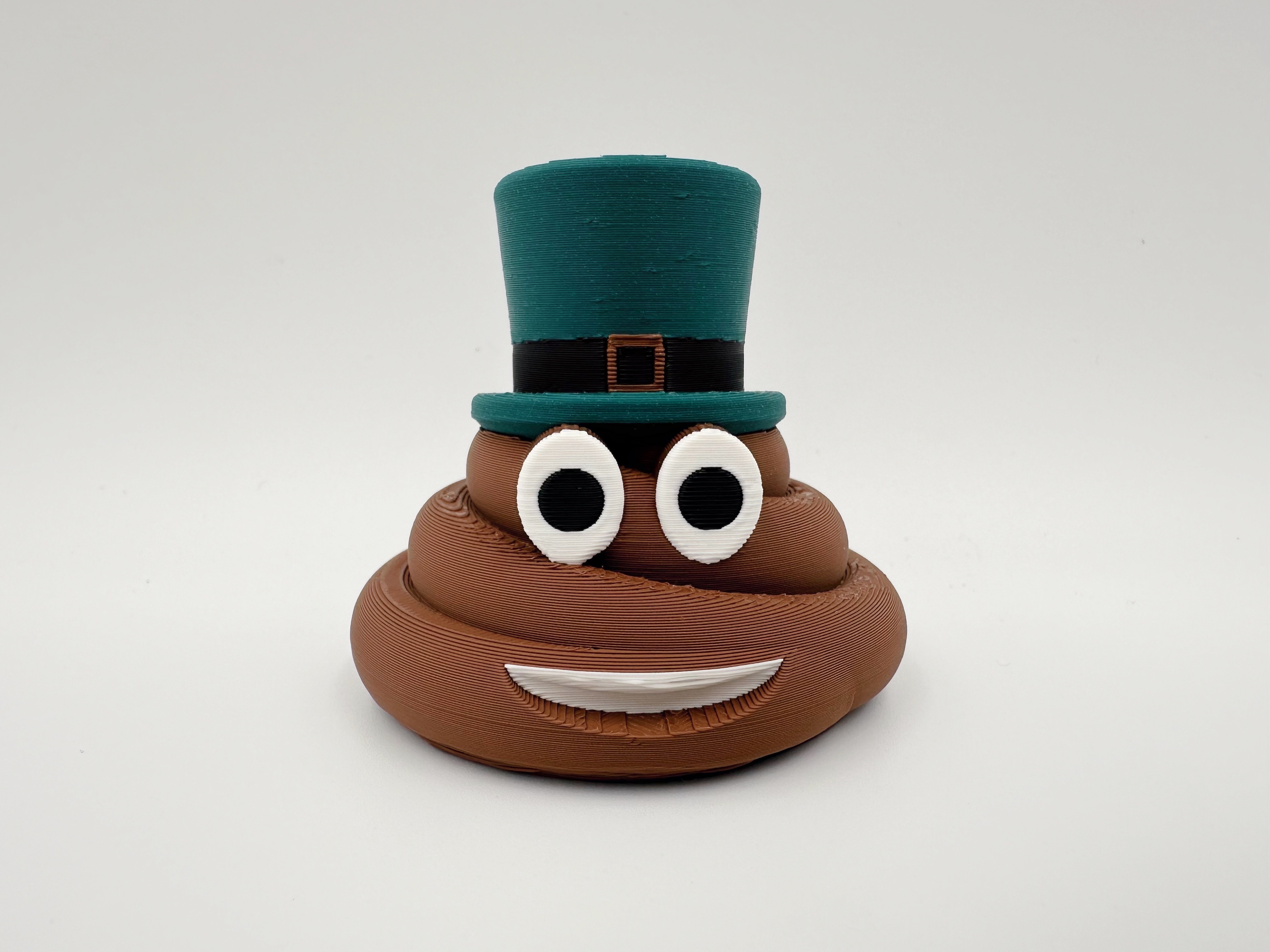 heilige patricks poop emoji neu gemischt by leuchtturm zusatzstoff kunst skulpturen poopemoji sankt patrick 3D print model - Mito3D