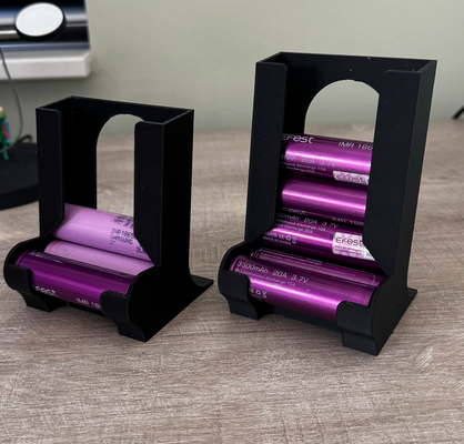 simple 18650 battery holder by teedeebee hobby & diy electronics batteryholder 3d print model - Mito3D