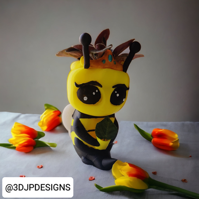 sitting hanging bee flower plant pot by 3djpdesigns miniatures animals hive bees insect beekeeping beer queen pots flowers tiara plants planting garden gardens outdoor succulent 3d print model - Mito3D