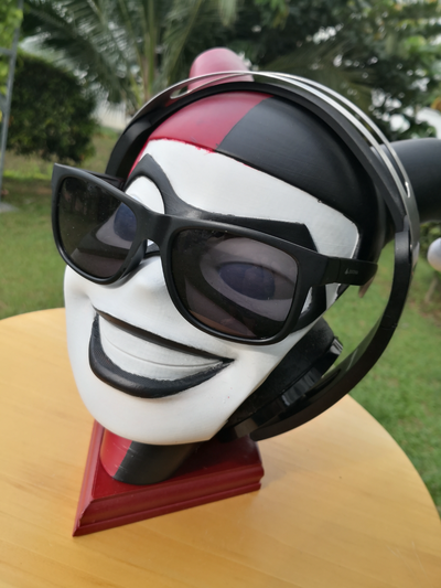 harley quinn headphone stand by fay3dlab household decor batman harleyquinn headphonestand 3d print model - Mito3D