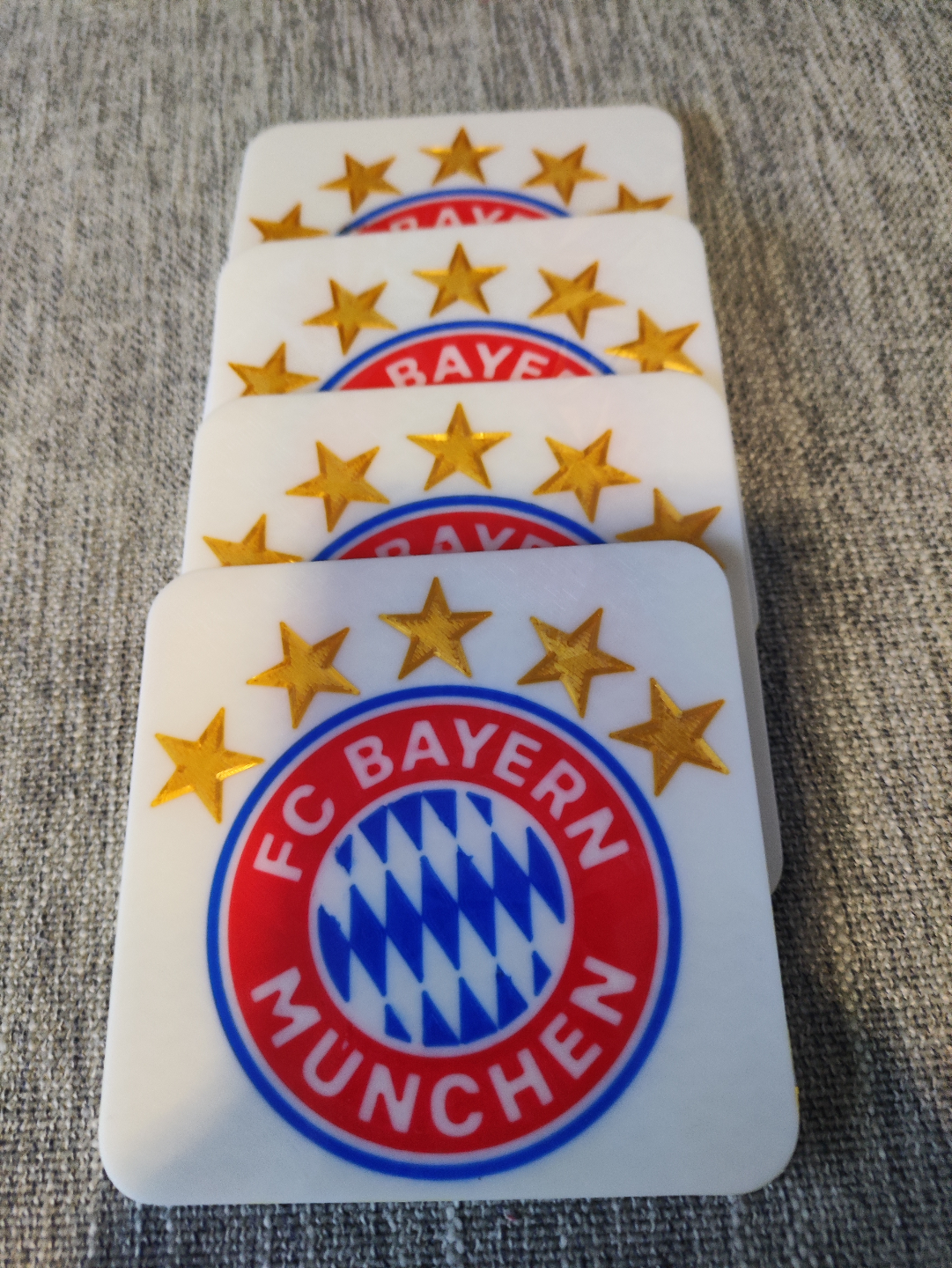 fc bayern nchen untersetzer by bi o1 art panneaux logos fuball munich 3D print model - Mito3D