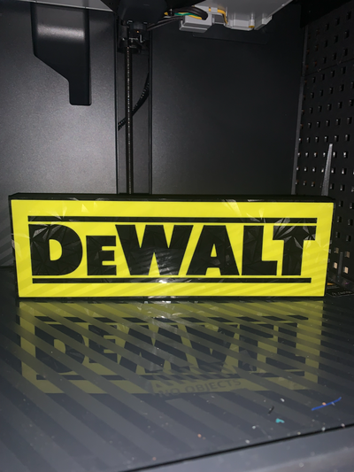 dewalt guidato lightbox by gare sb arte segni loghi 3d print model - Mito3D