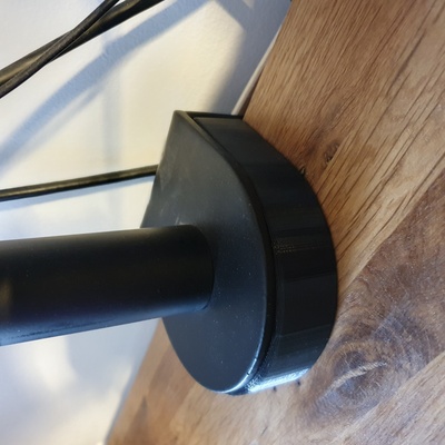 monitor estante soporte levantador by bicicletapezi herramientas artilugio tubo subida brazo 3d print model - Mito3D