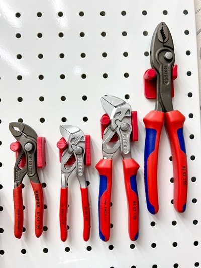 knipex pliers cobra holder pegboard remixed by apphero tools organizers 3d print model - Mito3D