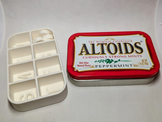 altoids tin weekly pill holder organizer - thin wall divider remixed by ntalekt tools organizers travel edc medicine pillbox pillcontainer altoidscontainer pills altoidstin 3d print model - Mito3D
