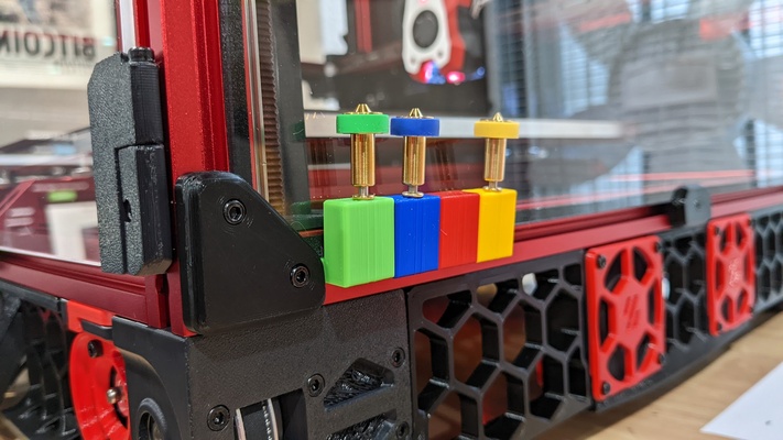 revo nozzle holder - voron 2020 frame clips by cryptocloaks 3d printer accessories e3d 3d print model - Mito3D