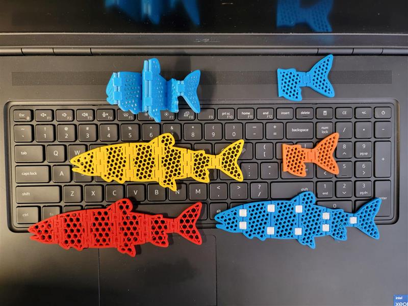esnek balık dolgu renk örneği by m idex 3d yazıcı ölçek modeller oyuncak araç kıpır baskı yeri cetvel menteşeli çekiliş tahmin 6 inç 3D print model - Mito3D