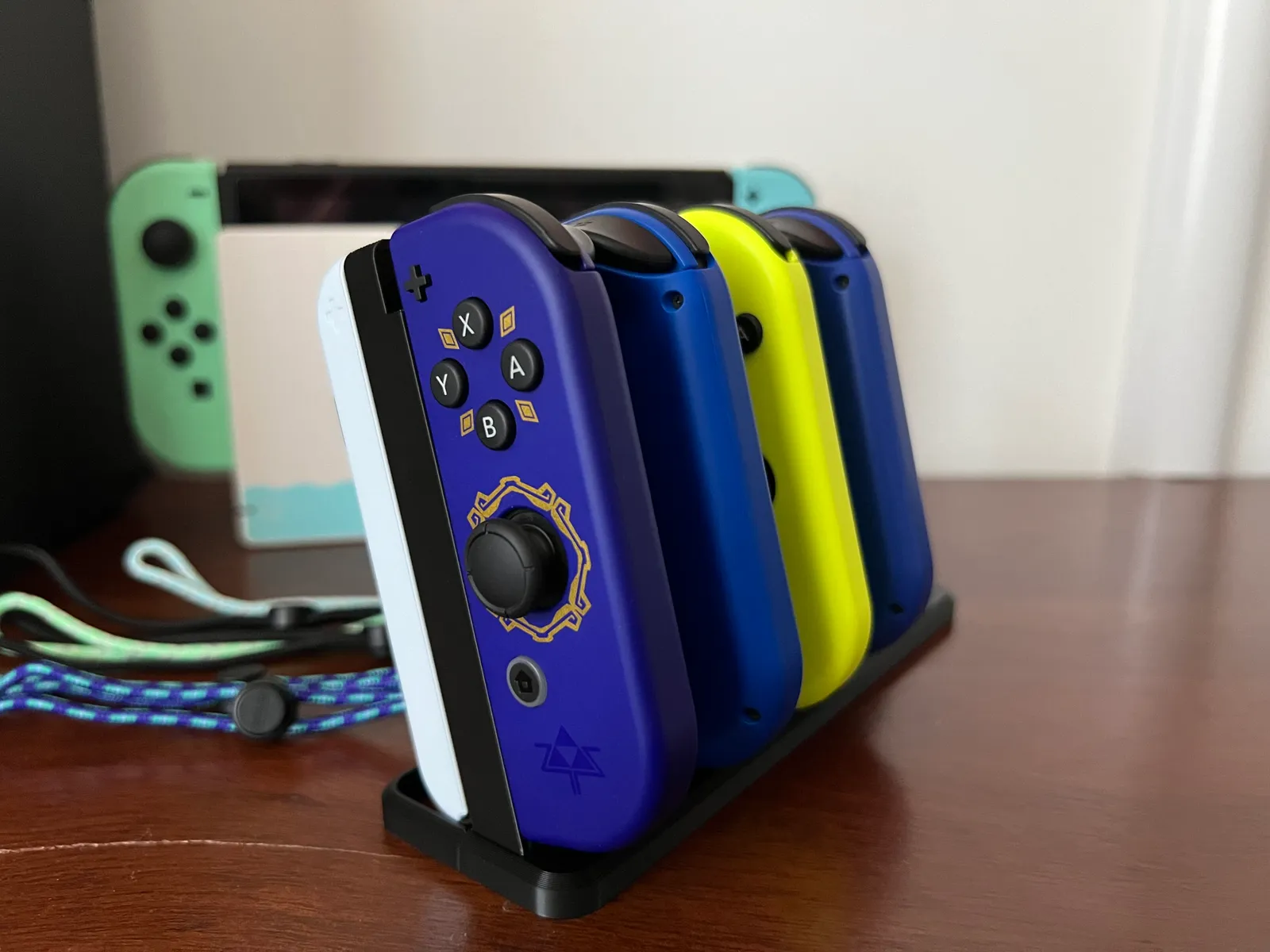 nintendo schalter freude stand by tmnrsmn werkzeuge veranstalter joycon 3D print model - Mito3D