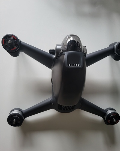 dji fpv mur monter caché by 75echo loisir diy robotique drone pendre 3d print model - Mito3D