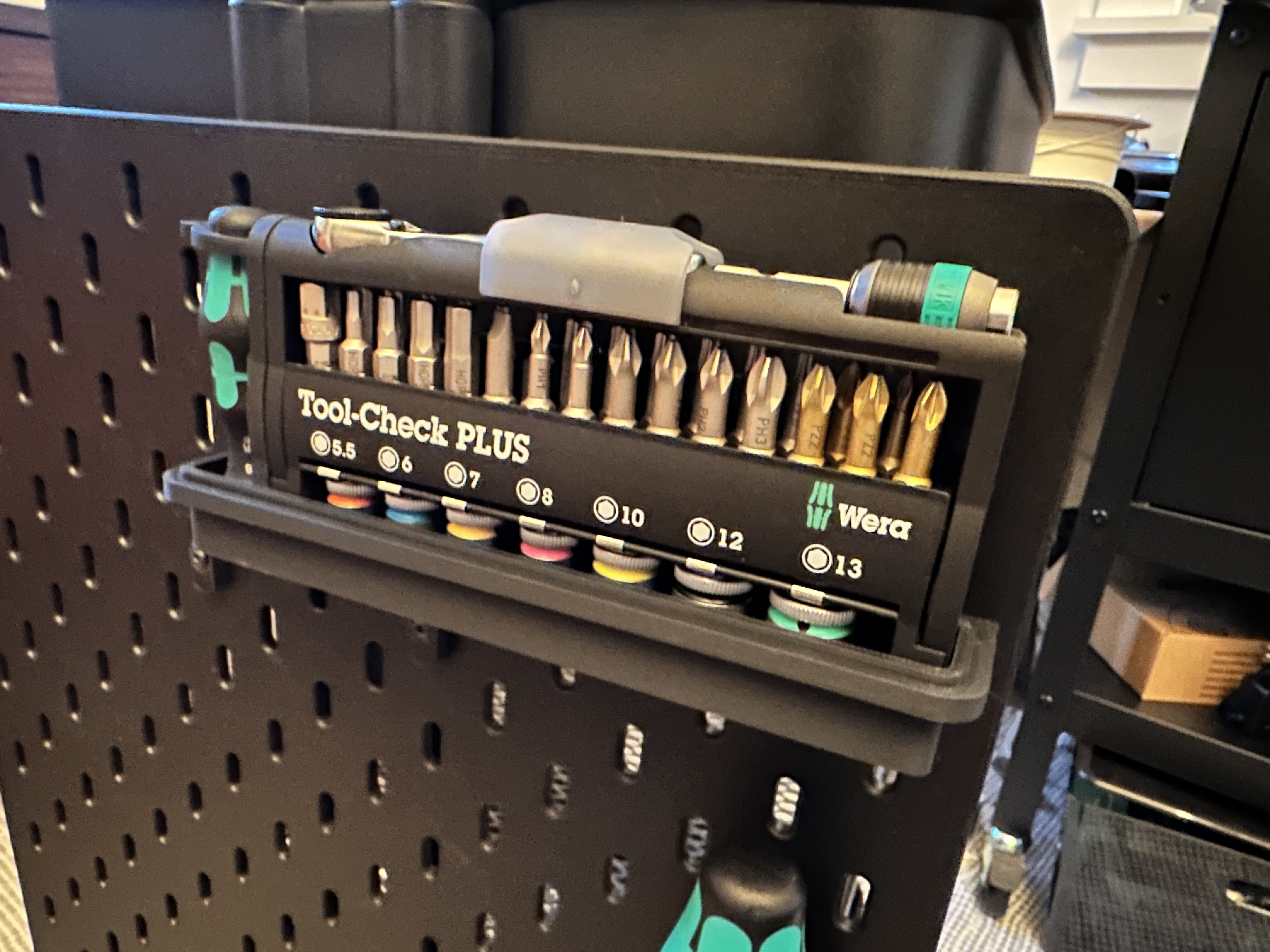 wera tool check skadis mount remixed by freejstn tools organizers openscad ikeaskadis weratoolcheck weratoolcheckplus 3D print model - Mito3D