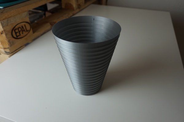 spiral vase by wf3dprinting haushalt dekor spiralvase thingiverse 3d print model - Mito3D
