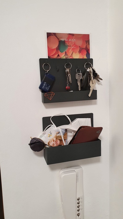 simple wall mounted keyhook wallet storage by wf3dprinting household house models hook wallmount key wallmounted 3d print model - Mito3D