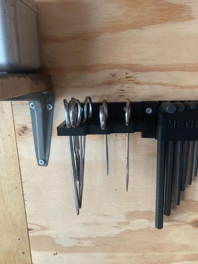 wallmount scissor hemostat tools rack by heaphopper organizers scissorsholder 3d print model - Mito3D