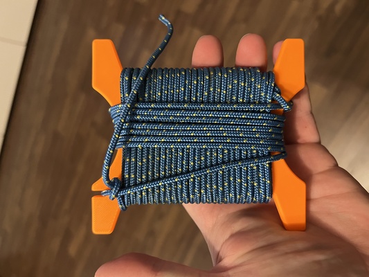 cuerda devanadera by hologos pasatiempo bricolaje diy deporte aire libre almacenamiento cuerdas enrollador 3d print model - Mito3D