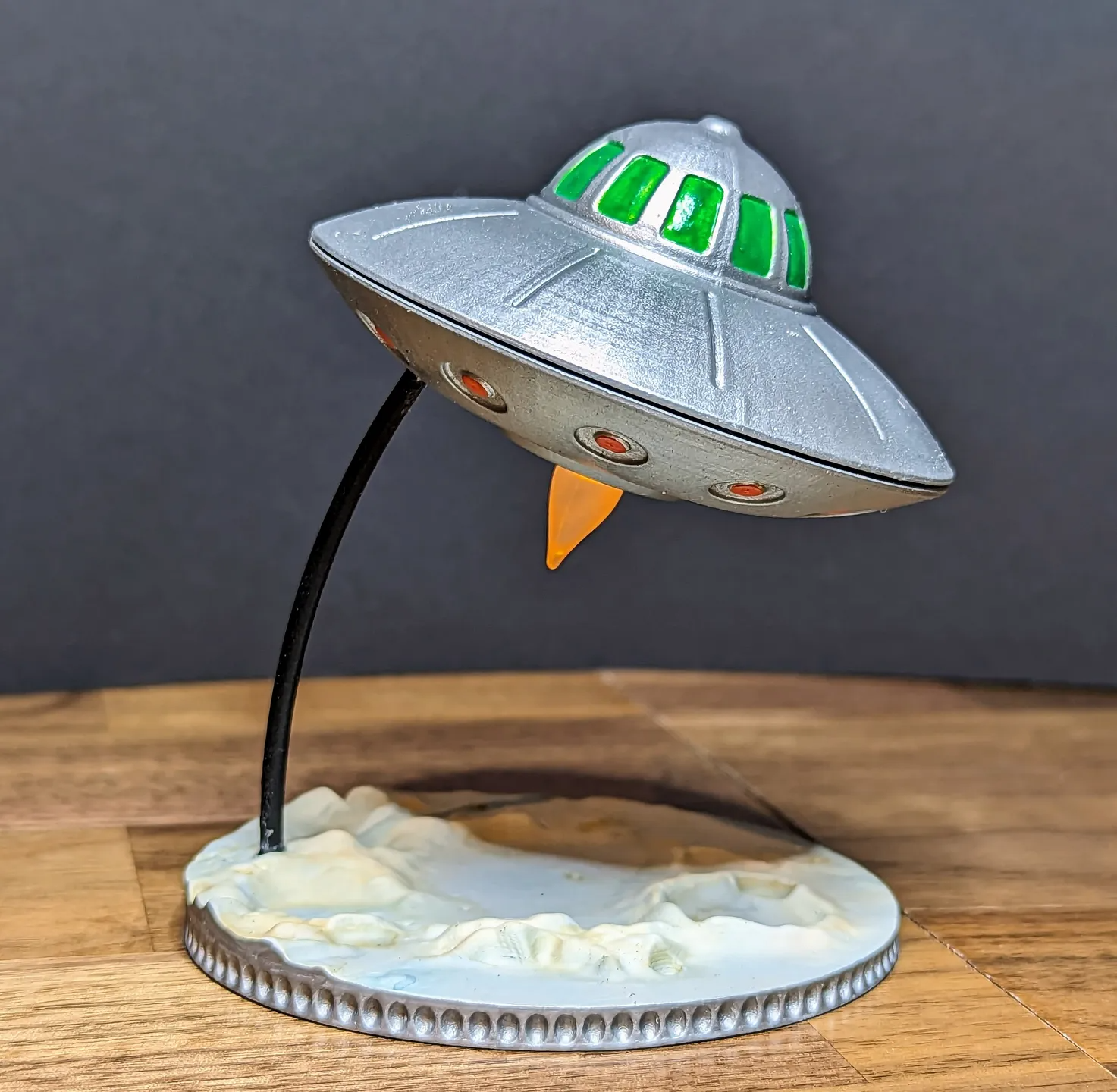 invasion electric tea light ufo shared by kaschba household decor tealight electronic 3D print model - Mito3D