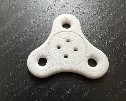 kıpır spinner buton by thebavarianmodelmaker moda modeller stres çarkı knopf giysi düğmesi 3d print model - Mito3D