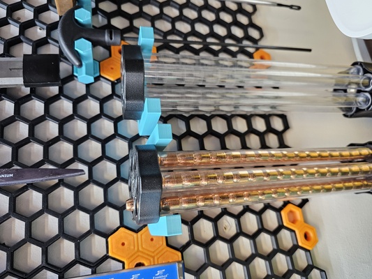 bal peteği duvar hsw kulp destek daa mini bay mermi besleyici tüpler by chuckr araçlar organizatörler yeniden yükleniyor ateşli silahaksesuarları 3d print model - Mito3D