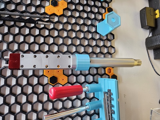honeycomb storage wall hsw real avid ar15 upper vice block by chuckr tools organizers honeycombstoragewall 3d print model - Mito3D