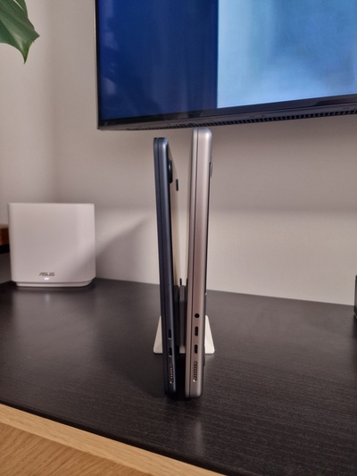 facile saisir verticale portable supporter paramétrique by capze outils gadgets titulaire soutien macbook 3d print model - Mito3D