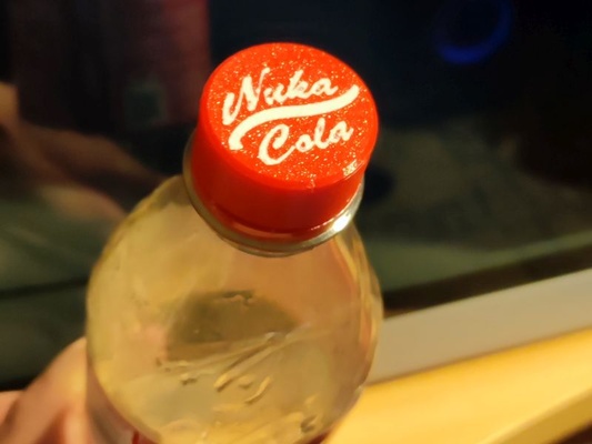 nuka cola bottle cap remixed by ippe props & cosplays multicolor fallout 3d print model - Mito3D